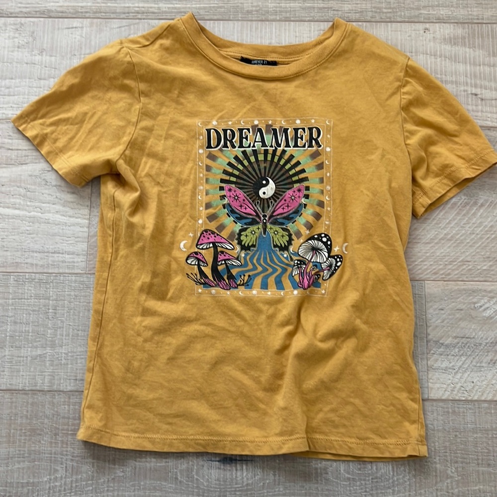 Forever 21 tee